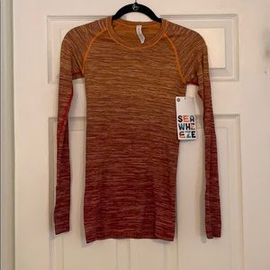 RARE Lululemon SEAWHEEZE swiftly long sleeve